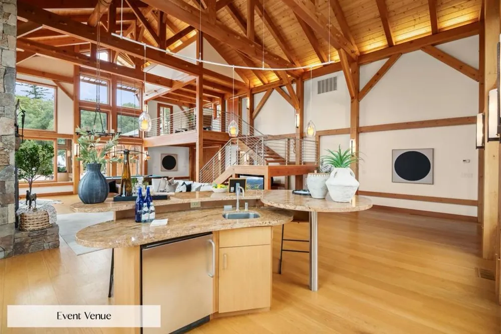 15060 Montebello Road Cupertino, CA 95014