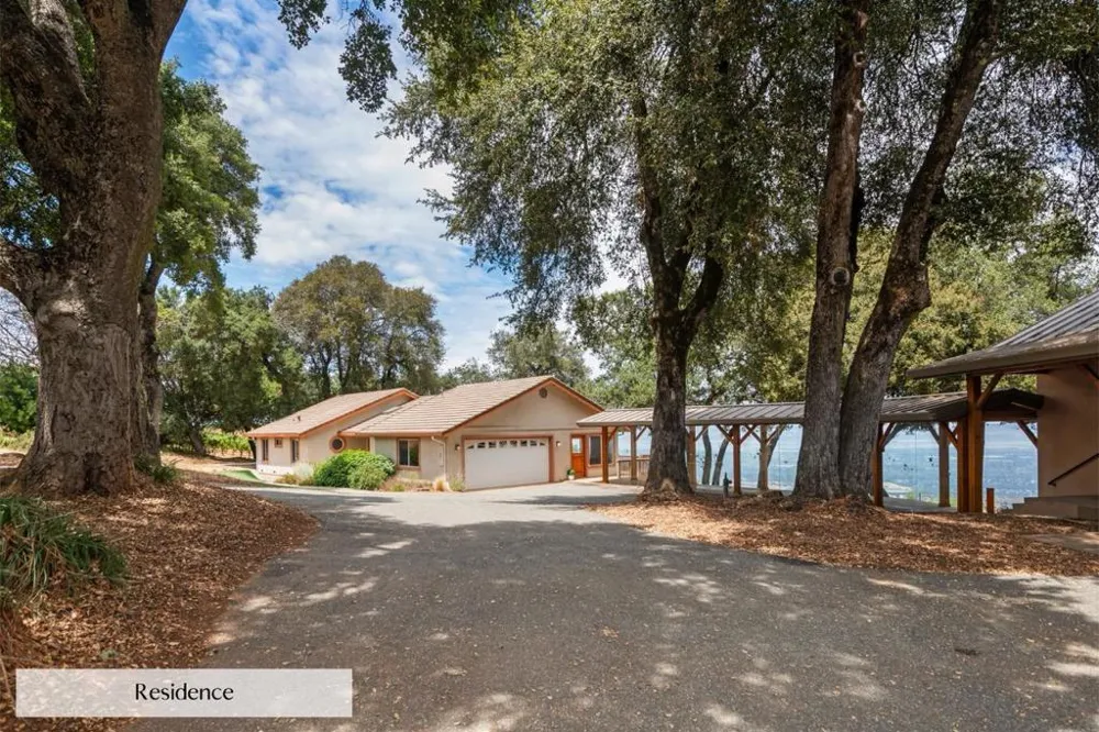 15060 Montebello Road Cupertino, CA 95014
