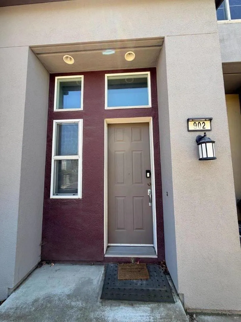 902 Lake Street San Pablo, CA 94806