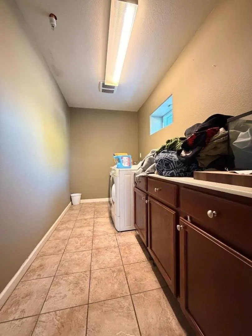 902 Lake Street San Pablo, CA 94806
