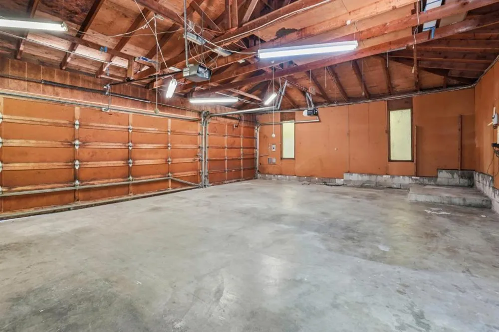 17488 Holiday Drive Morgan Hill, CA 95037