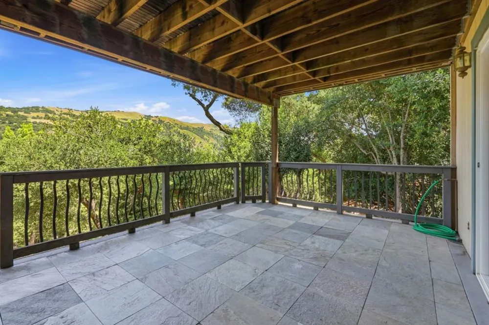 17488 Holiday Drive Morgan Hill, CA 95037