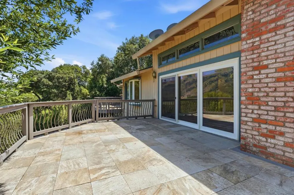 17488 Holiday Drive Morgan Hill, CA 95037
