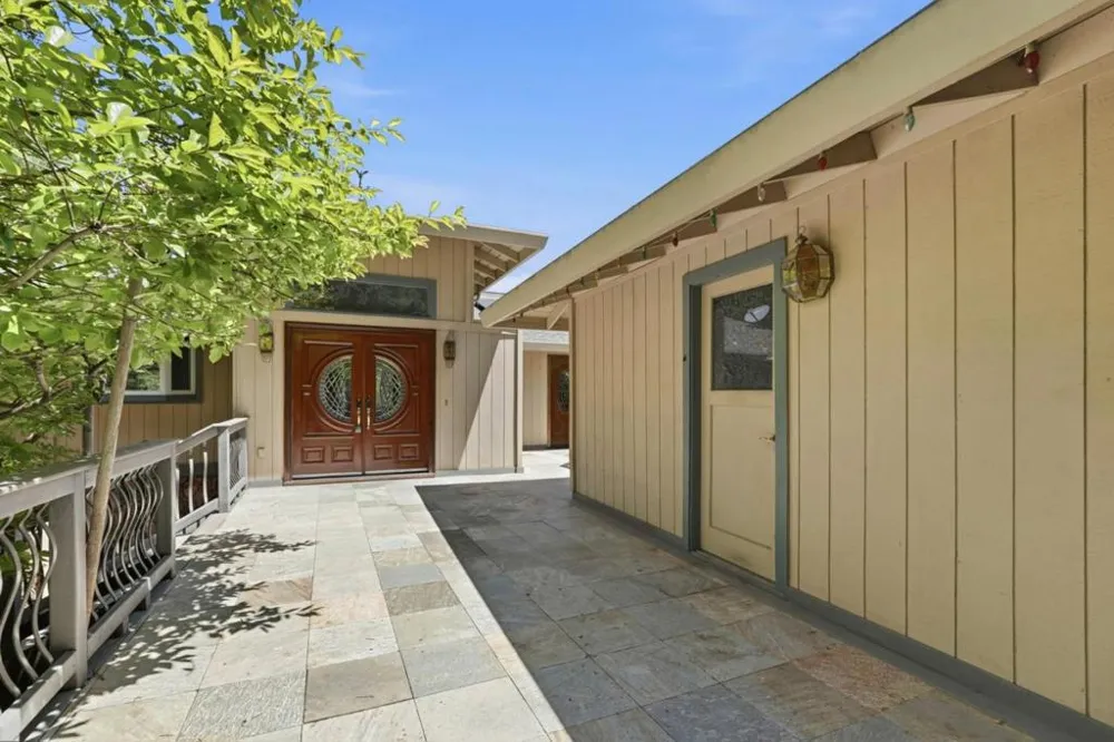 17488 Holiday Drive Morgan Hill, CA 95037