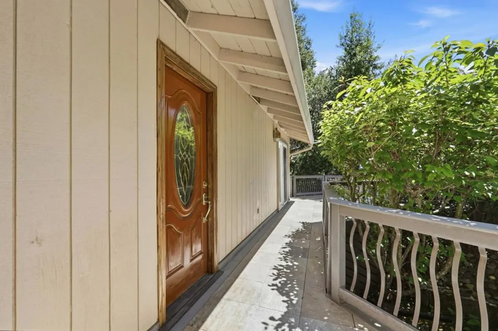 17488 Holiday Drive Morgan Hill, CA 95037