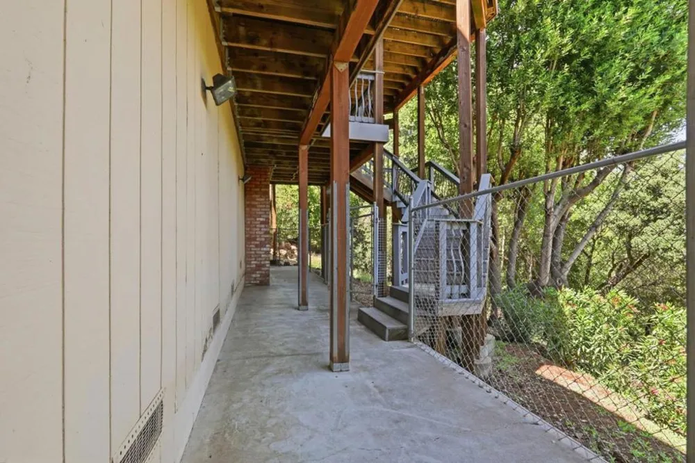 17488 Holiday Drive Morgan Hill, CA 95037
