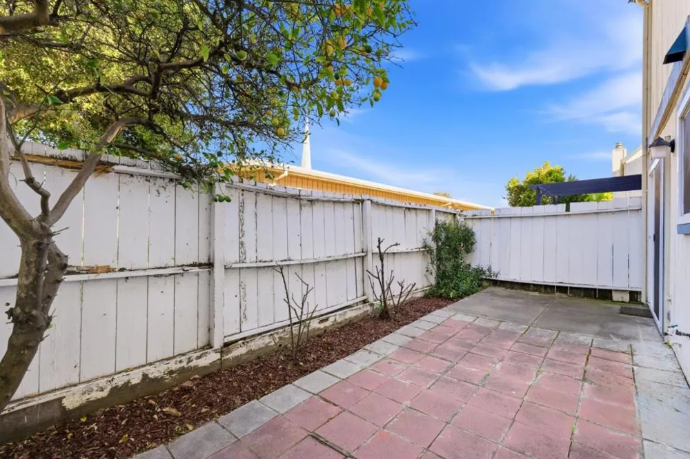 32060 Paloma Court Union City, CA 94587