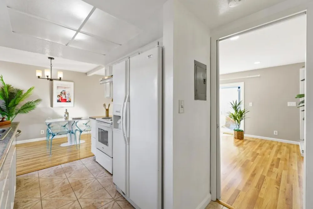 32060 Paloma Court Union City, CA 94587