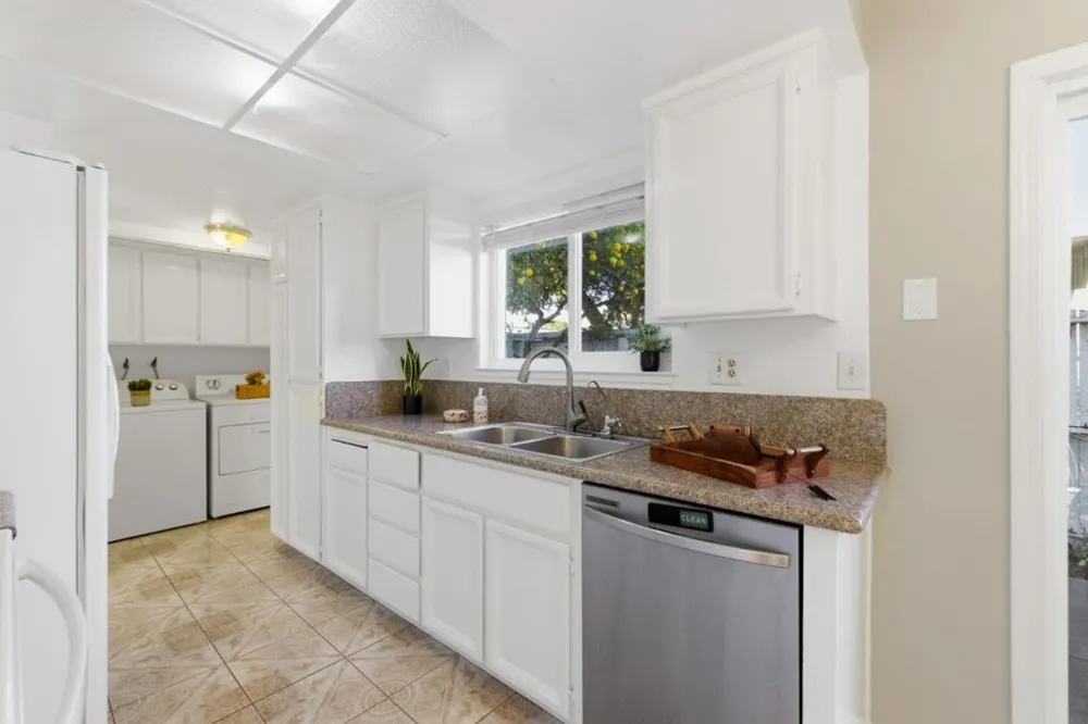 32060 Paloma Court Union City, CA 94587