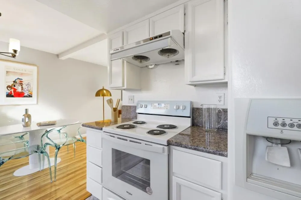 32060 Paloma Court Union City, CA 94587