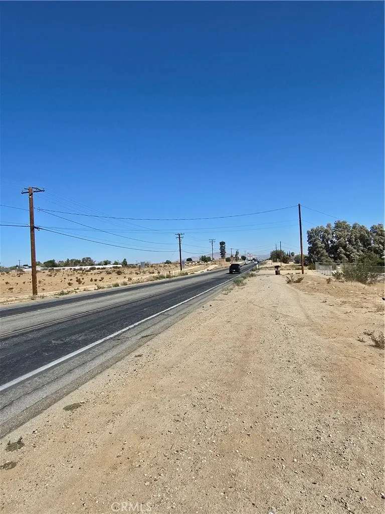 11407 Hesperia Hesperia, CA 92344