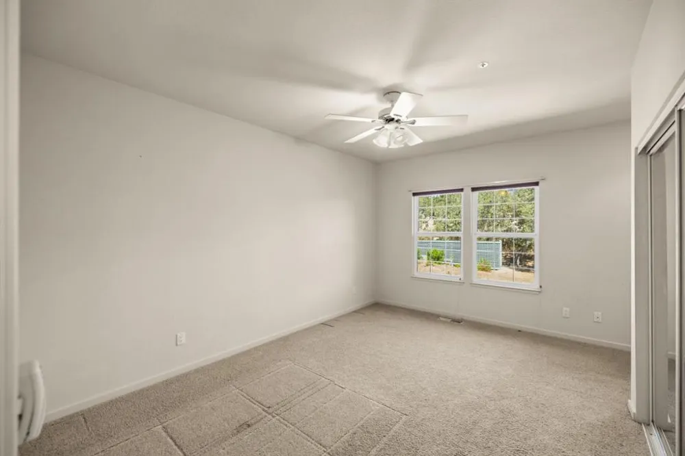 28951 Falcon Ridge Salinas, CA 93908