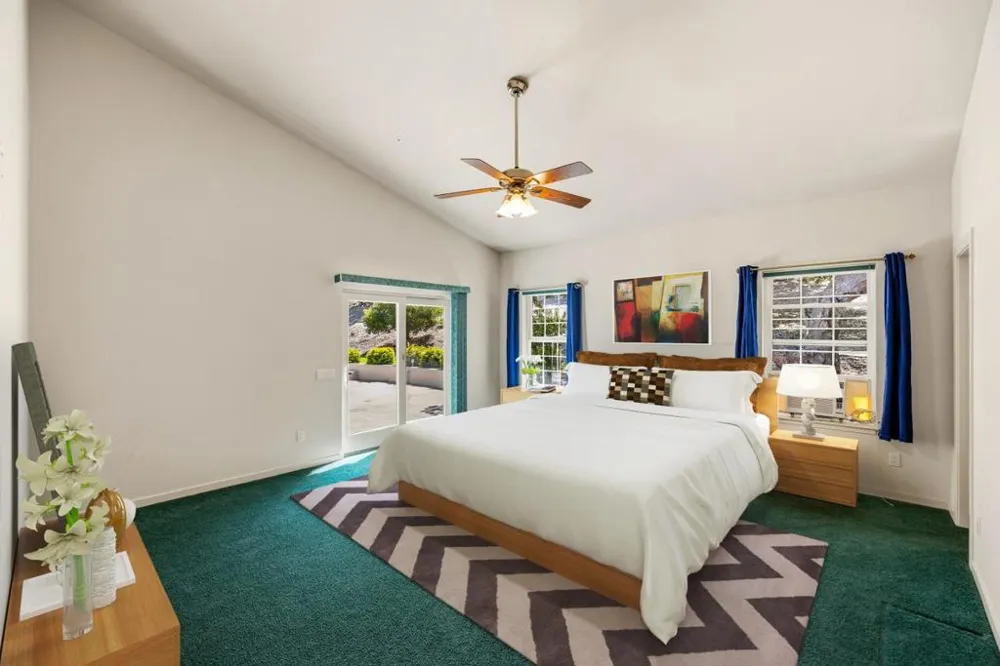 28951 Falcon Ridge Salinas, CA 93908