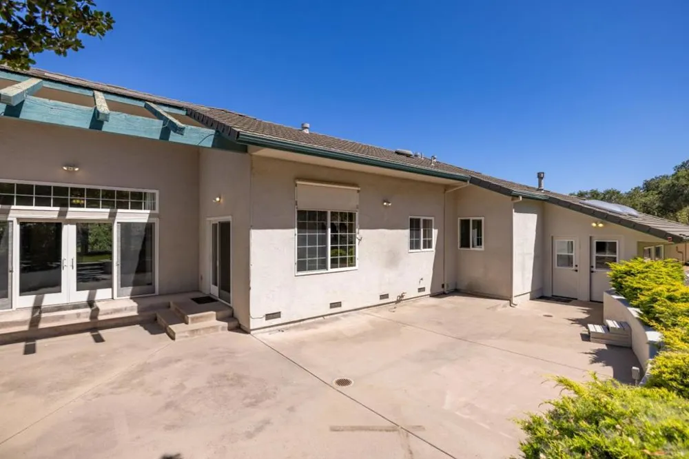 28951 Falcon Ridge Salinas, CA 93908