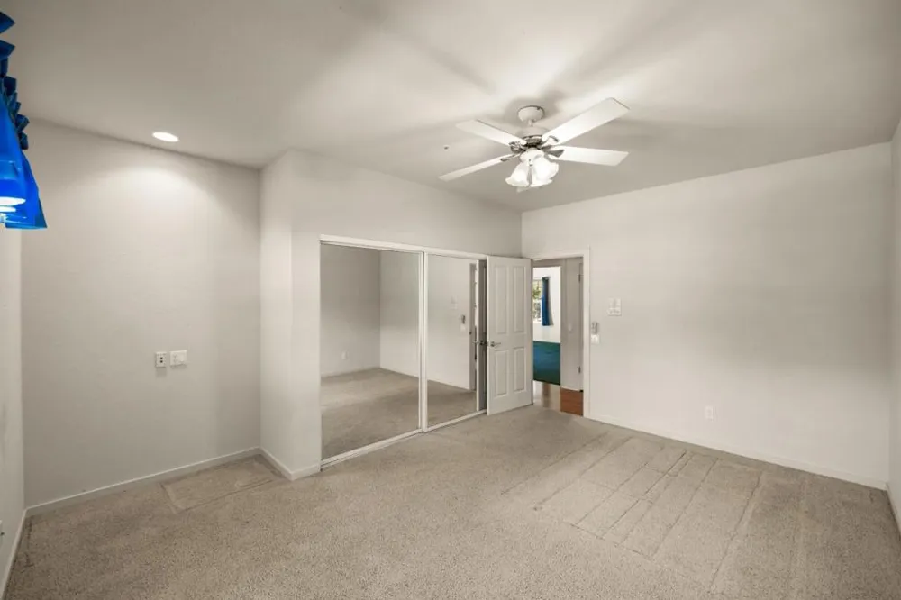 28951 Falcon Ridge Salinas, CA 93908