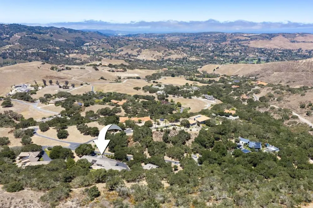 28951 Falcon Ridge Salinas, CA 93908