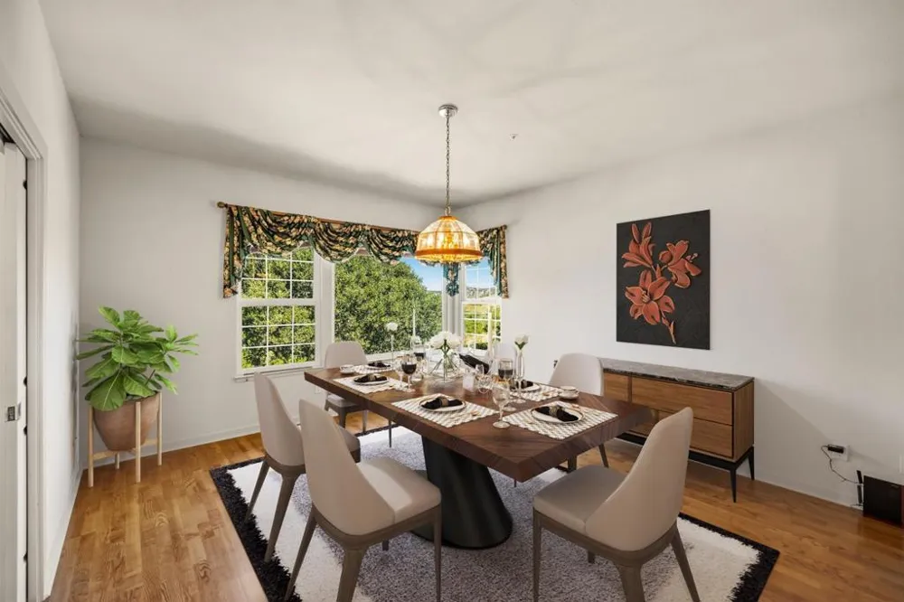28951 Falcon Ridge Salinas, CA 93908