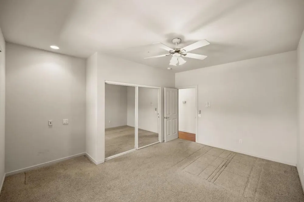 28951 Falcon Ridge Salinas, CA 93908