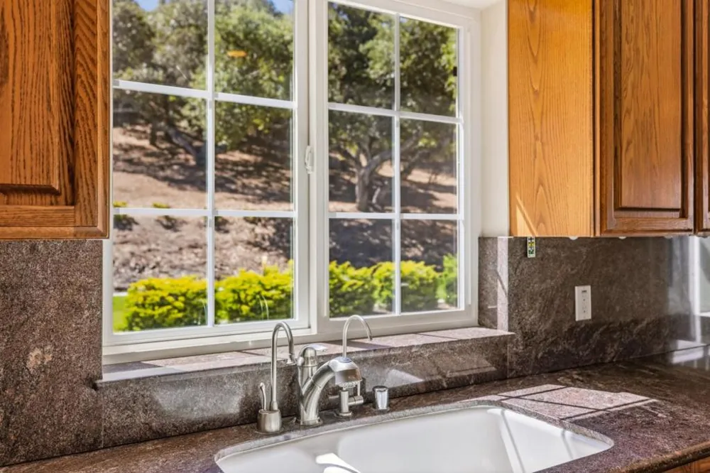 28951 Falcon Ridge Salinas, CA 93908