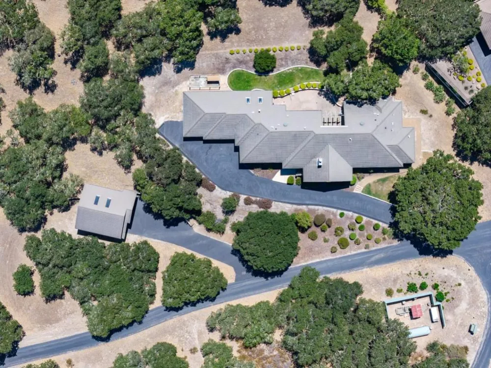 28951 Falcon Ridge Salinas, CA 93908