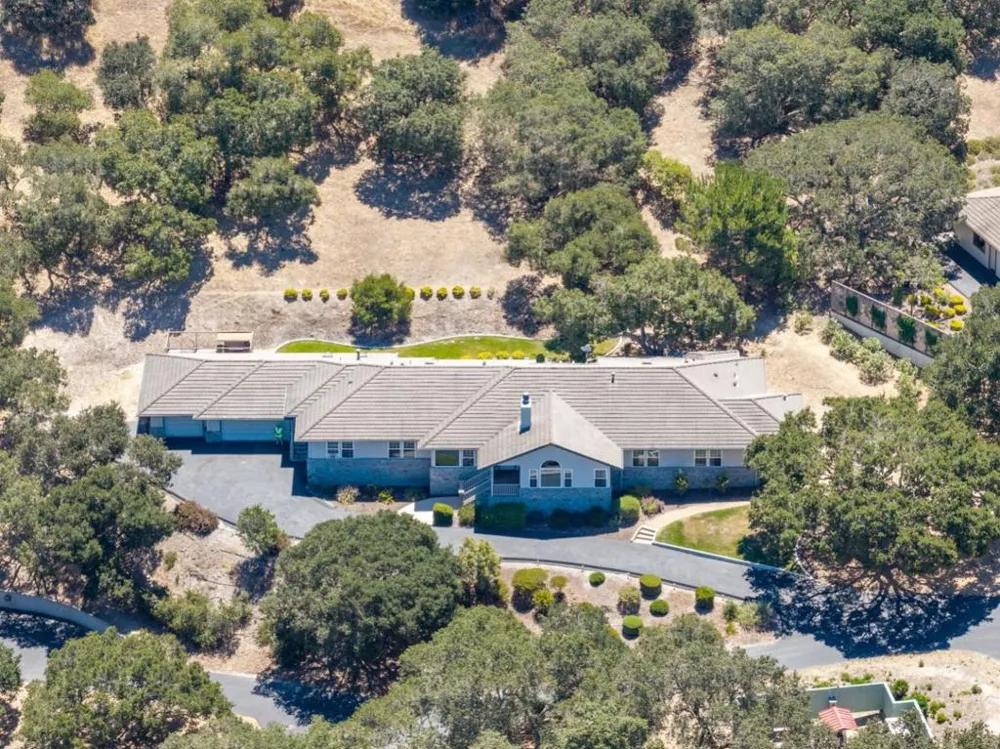 28951 Falcon Ridge Salinas, CA 93908
