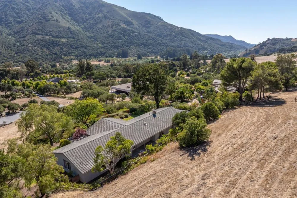 36 Miramonte Road Carmel Valley, CA 93924