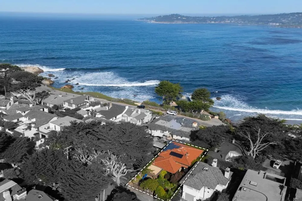 2385 Bay View Avenue Carmel, CA 93923