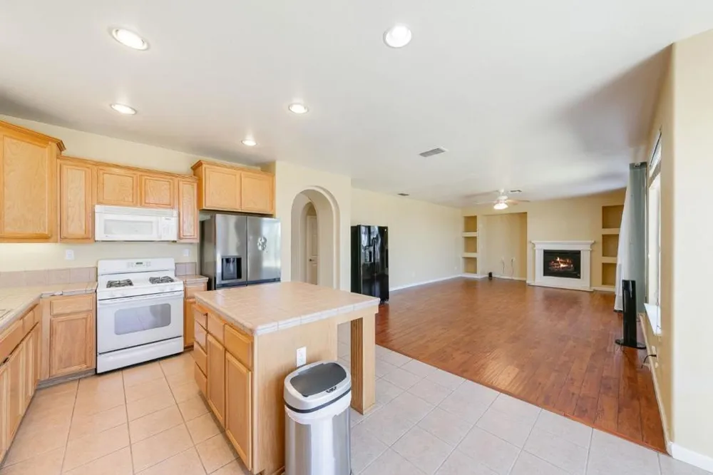 2027 Evening St Stockton, CA 95209