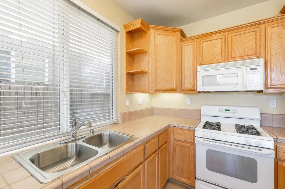 2027 Evening St Stockton, CA 95209