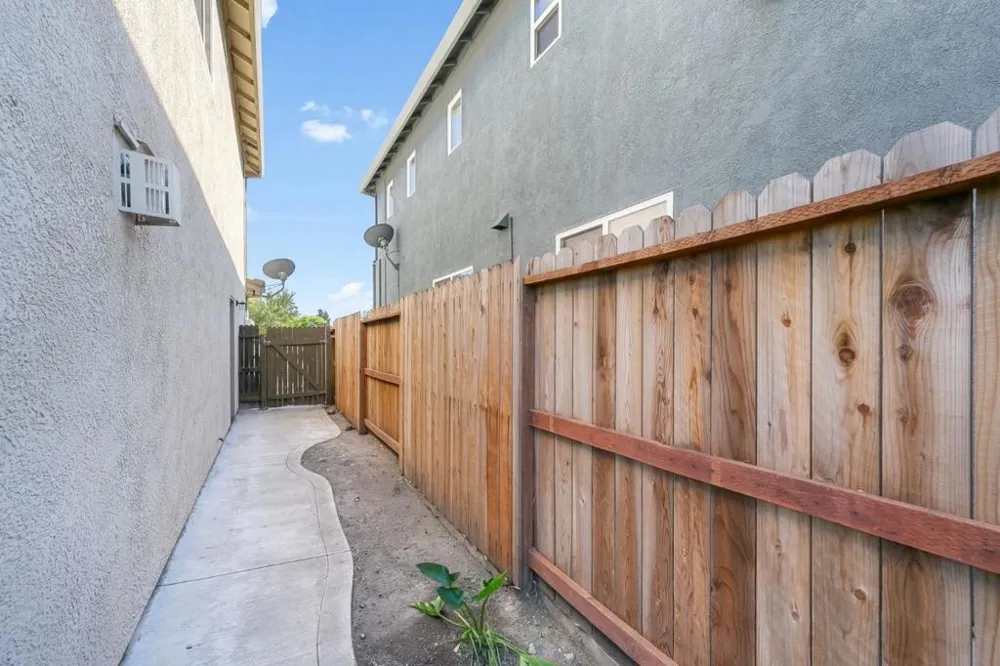 2027 Evening St Stockton, CA 95209