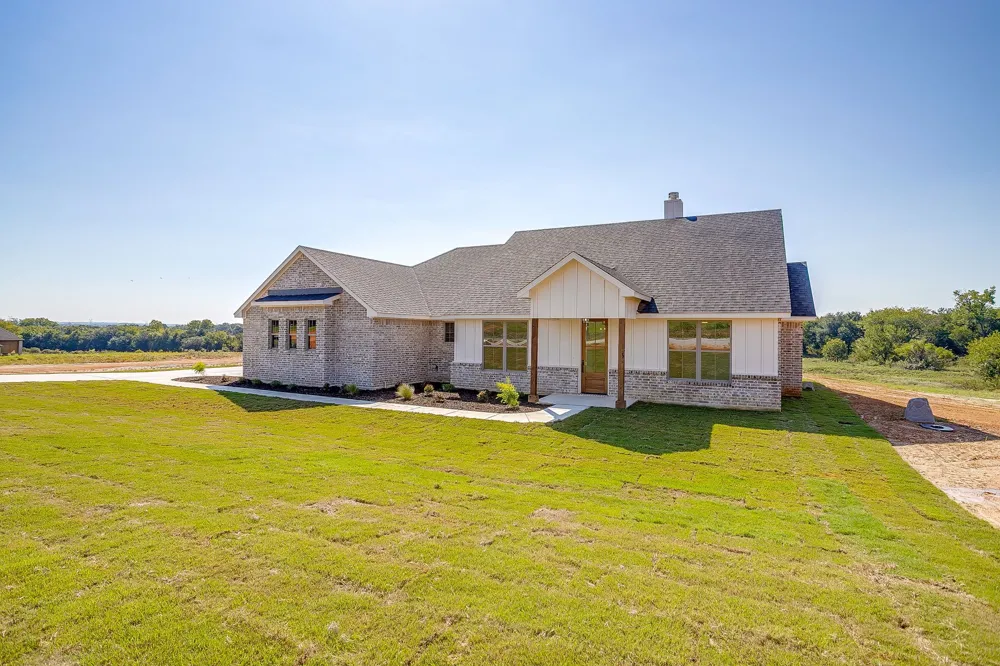 237 Kilkenny Road Poolville, TX 76487