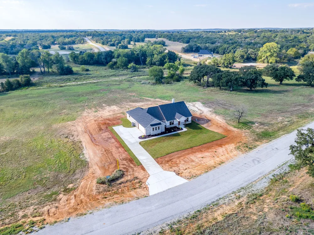 237 Kilkenny Road Poolville, TX 76487