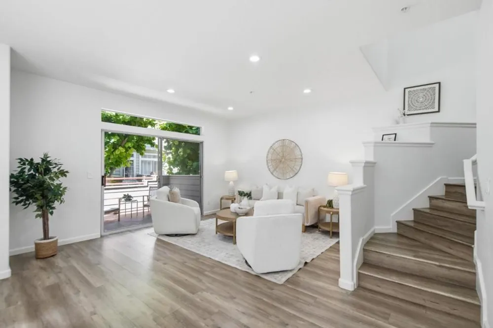 1171 La Rochelle Terrace #G Sunnyvale, CA 94089