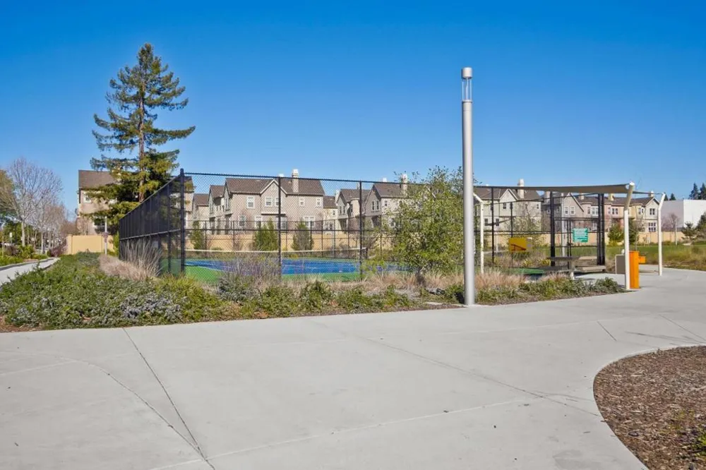 1171 La Rochelle Terrace #G Sunnyvale, CA 94089