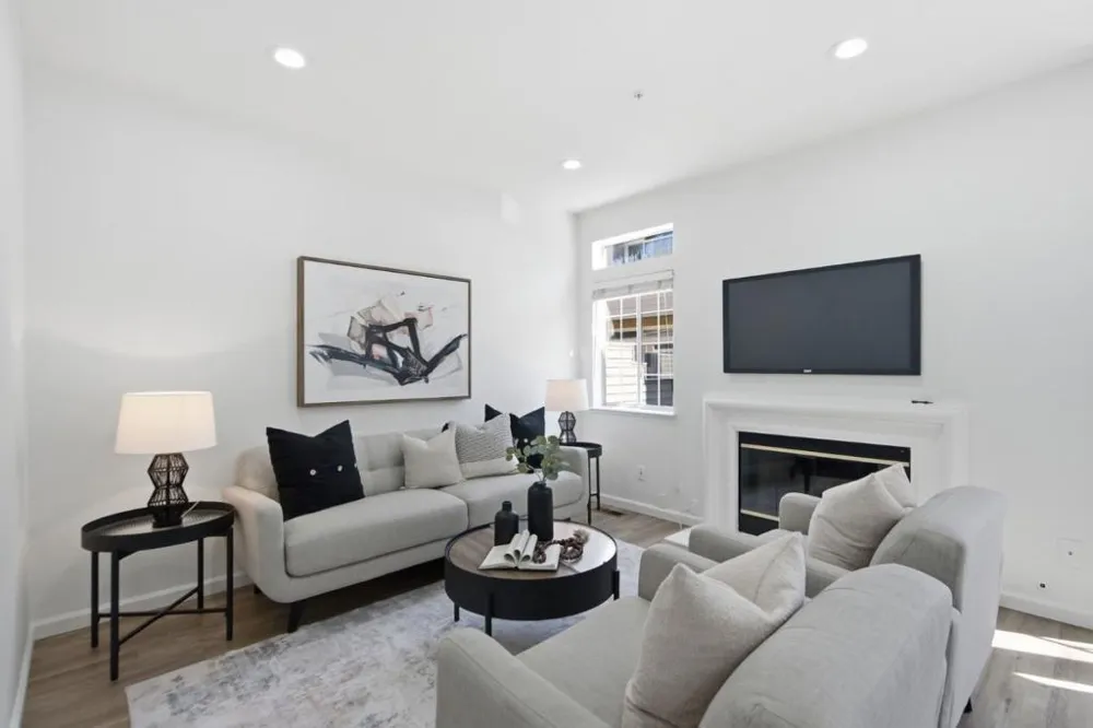 1171 La Rochelle Terrace #G Sunnyvale, CA 94089