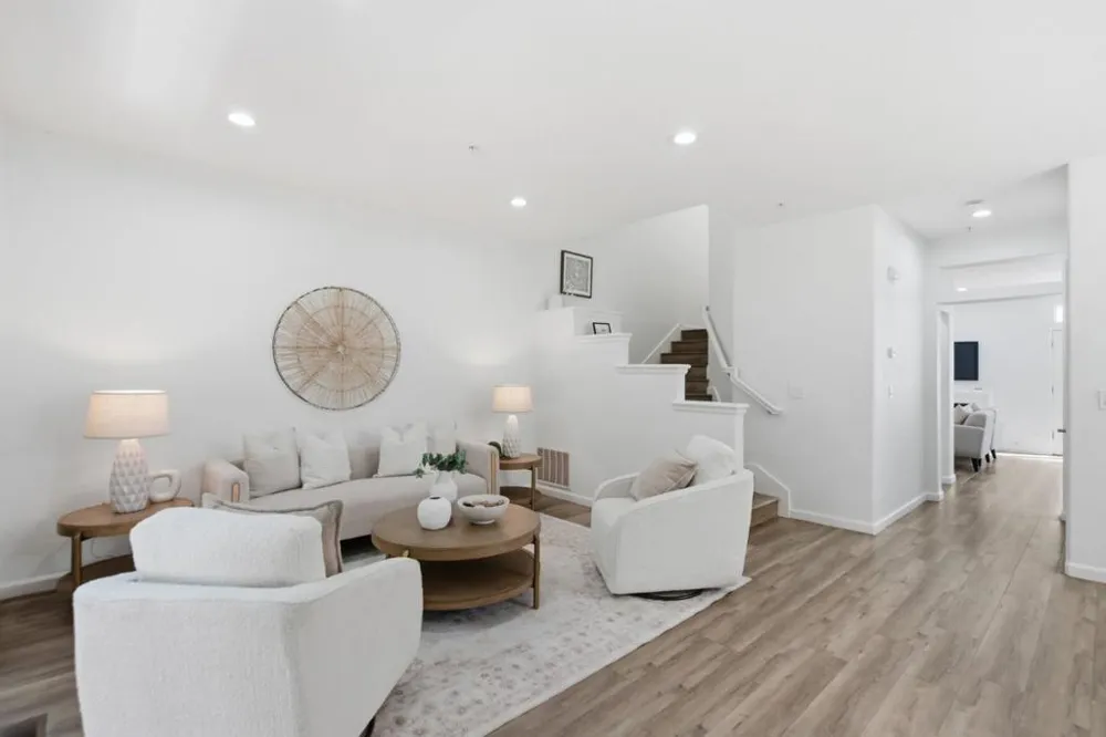 1171 La Rochelle Terrace #G Sunnyvale, CA 94089