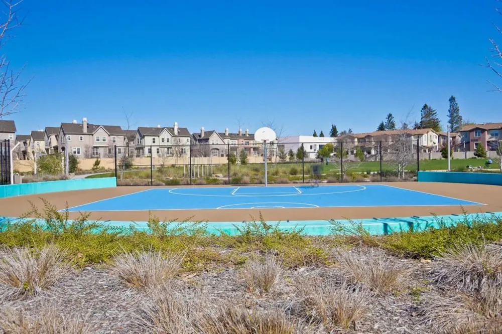 1171 La Rochelle Terrace #G Sunnyvale, CA 94089