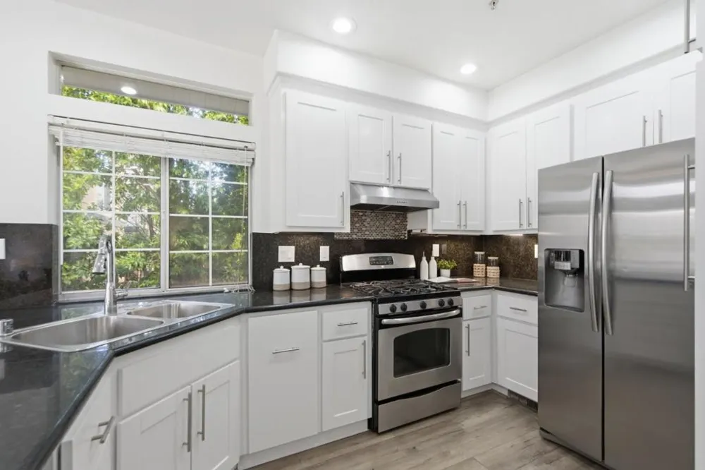 1171 La Rochelle Terrace #G Sunnyvale, CA 94089