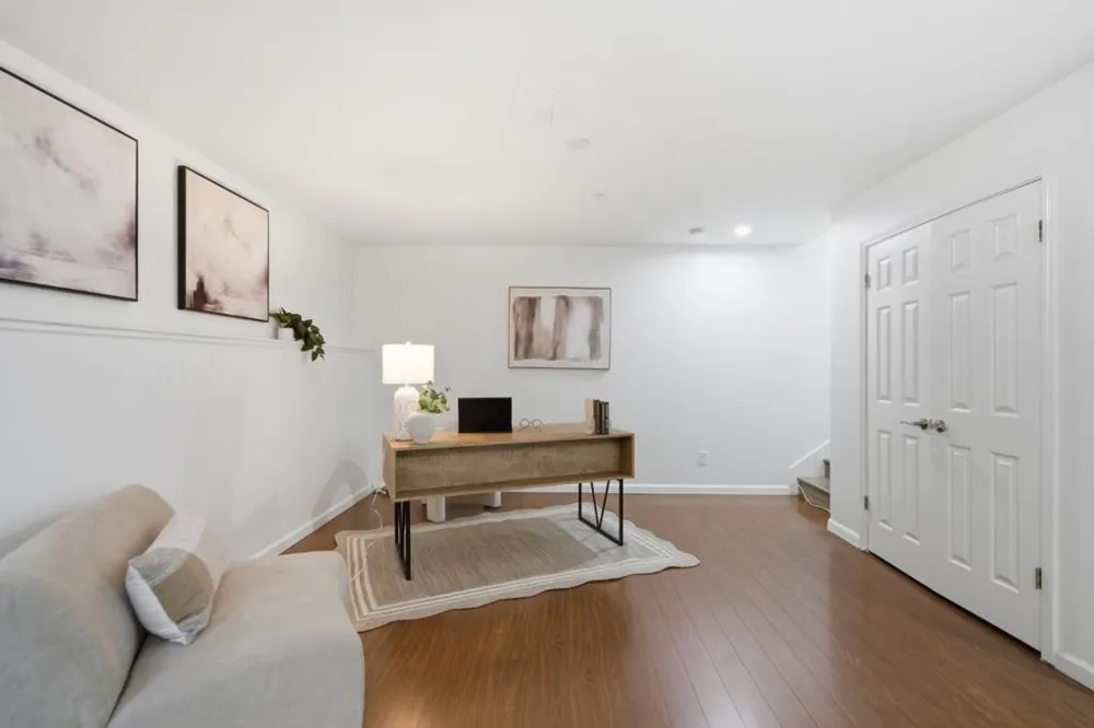 1171 La Rochelle Terrace #G Sunnyvale, CA 94089
