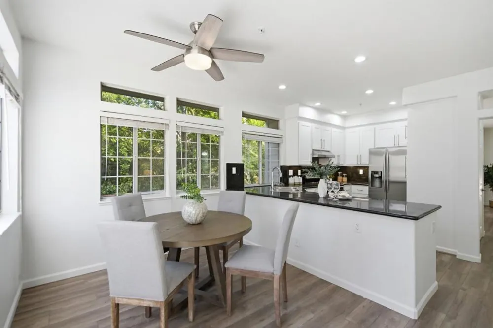 1171 La Rochelle Terrace #G Sunnyvale, CA 94089