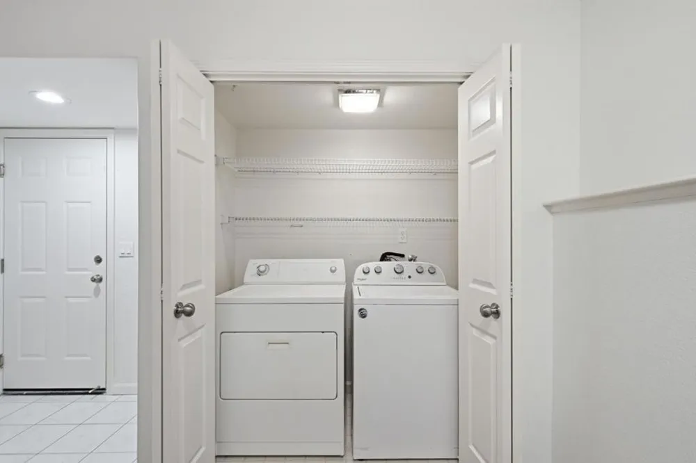 1171 La Rochelle Terrace #G Sunnyvale, CA 94089