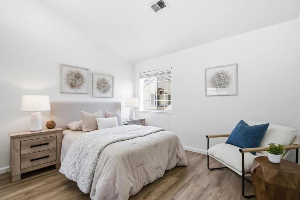 1171 La Rochelle Terrace #G Sunnyvale, CA 94089