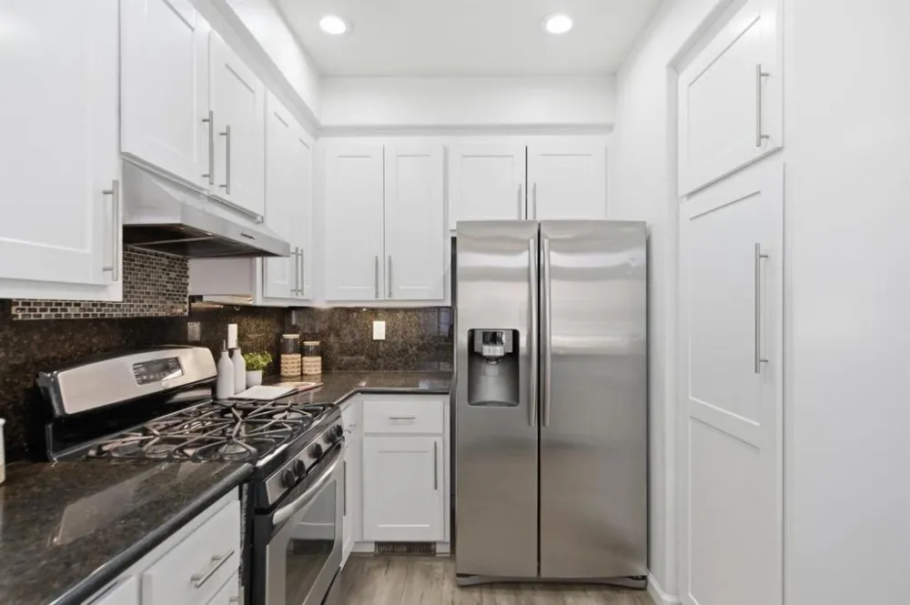1171 La Rochelle Terrace #G Sunnyvale, CA 94089
