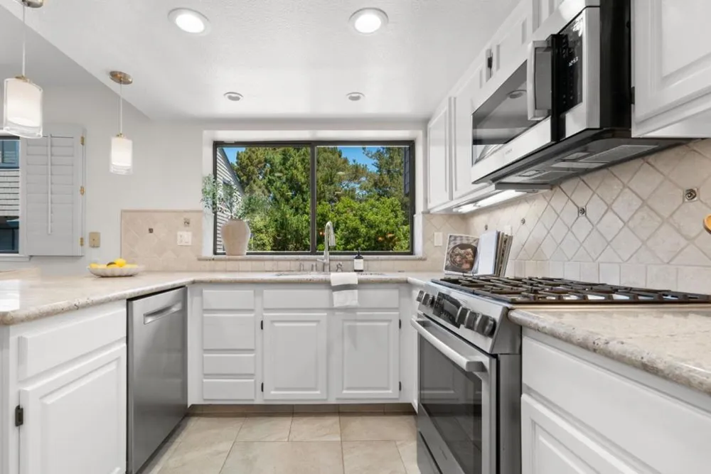 1125 Via Tornasol Aptos, CA 95003