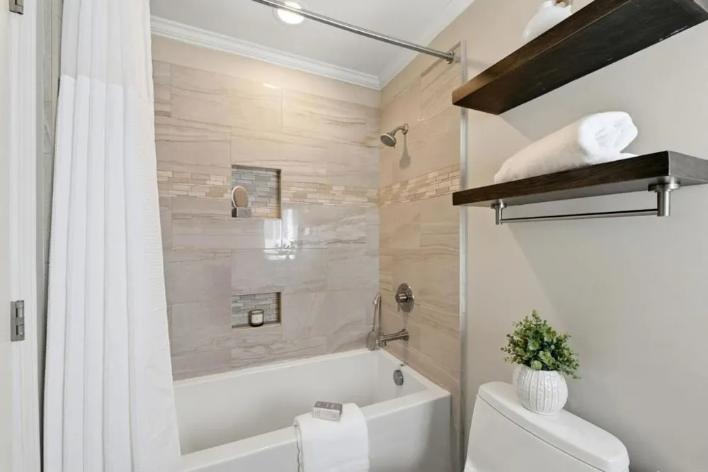 1919 Alameda De Las Pulgas #130 San Mateo, CA 94403