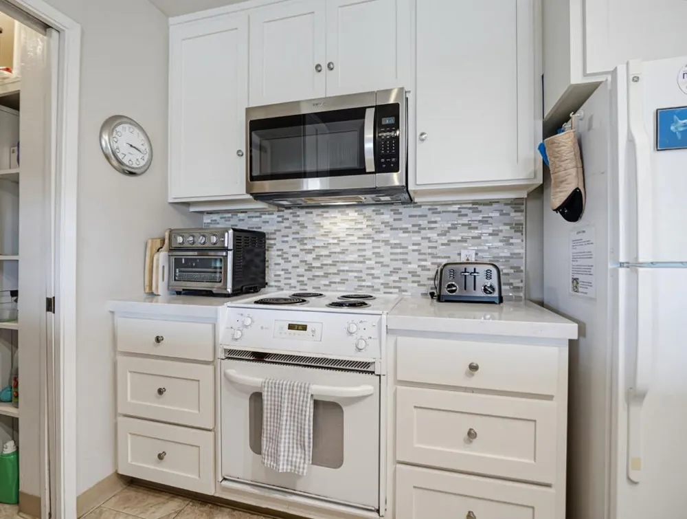 76 Pelican Watsonville, CA 95076