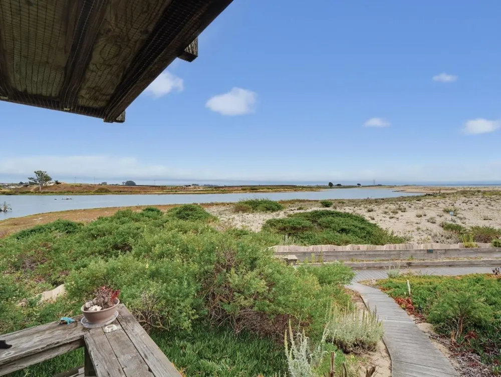 76 Pelican Watsonville, CA 95076