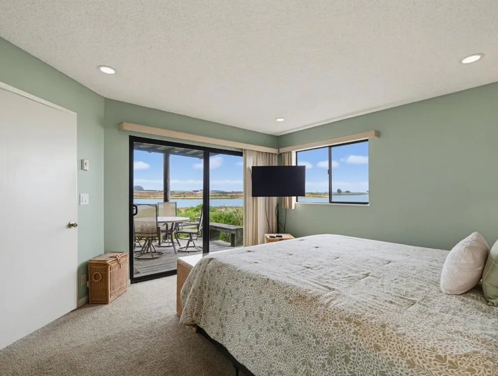 76 Pelican Watsonville, CA 95076