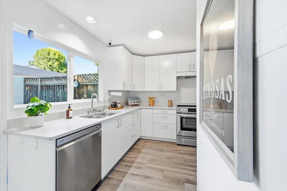 2175 Meadowgate Way San Jose, CA 95132