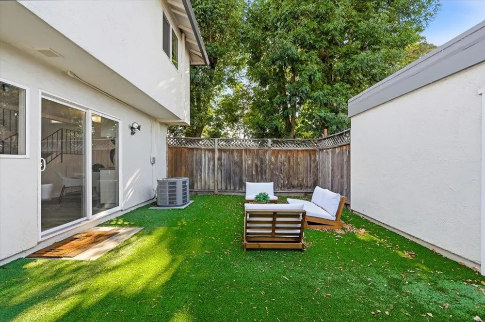 2175 Meadowgate Way San Jose, CA 95132